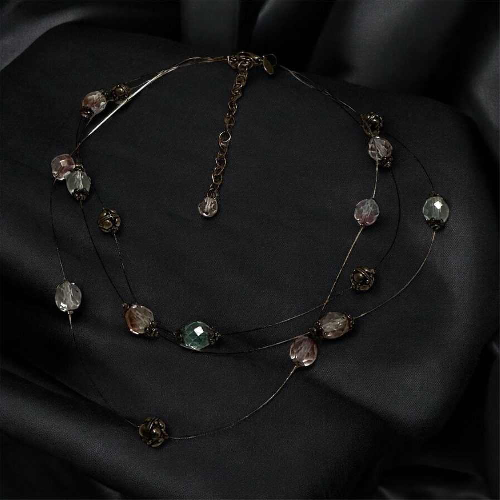 🐥 Chico's Faceted Triple Strand Aurora Borealis Glass Beaded Necklace - Picture 2 of 4